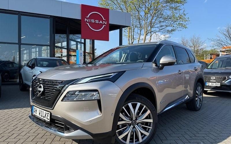 Silber Neu 2025 Nissan X-Trail Tekna SUV | 42.890 € (Etwas zu teuer) - Bild 1/4