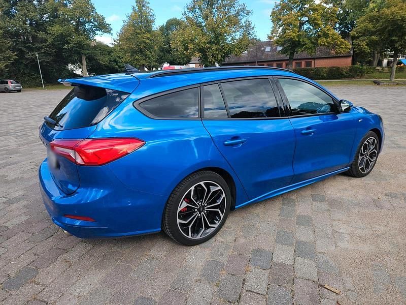Gebraucht Ford Focus ST-Line X 150 PS (110 kW) 2020 Blau Kombi