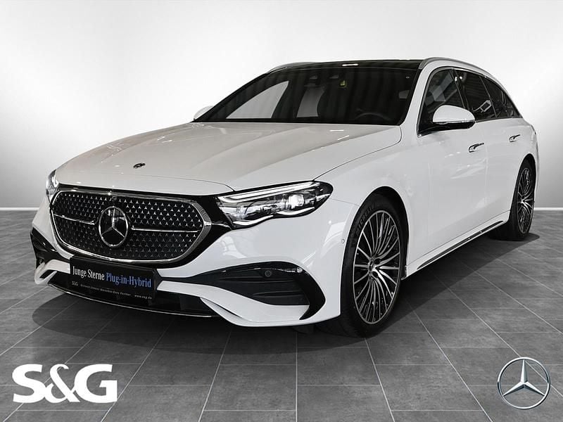 Gebraucht Mercedes E300 AMG 204 PS (150 kW) 2024 Manufaktur lack manufaktur opali Kombi