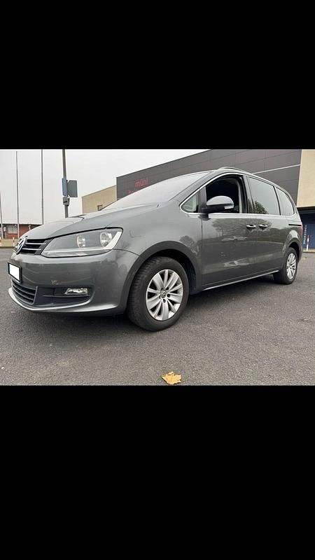 Grau Gebraucht 2011 VW Sharan Van / Kleinbus | 7.800 € (Fairer Preis) - Bild 1/4