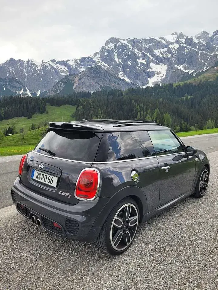 Gebraucht Mini John Cooper Works 192 PS (141 kW) 2018 Grau Kleinwagen