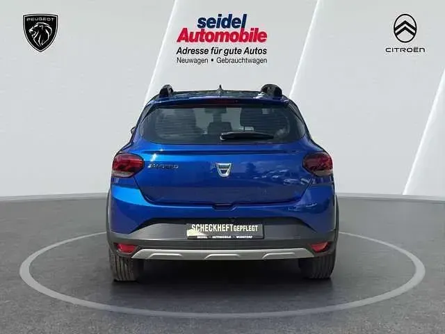 Gebraucht Dacia Sandero Essentiel 101 PS (74 kW) 2021 Blau SUV