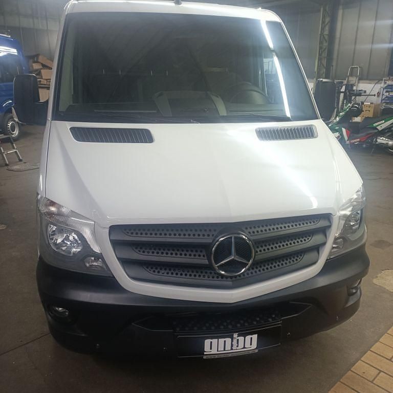 Weiß Gebraucht 2016 Mercedes 316 Van | 19.000 € (Fairer Preis) - Bild 1/4