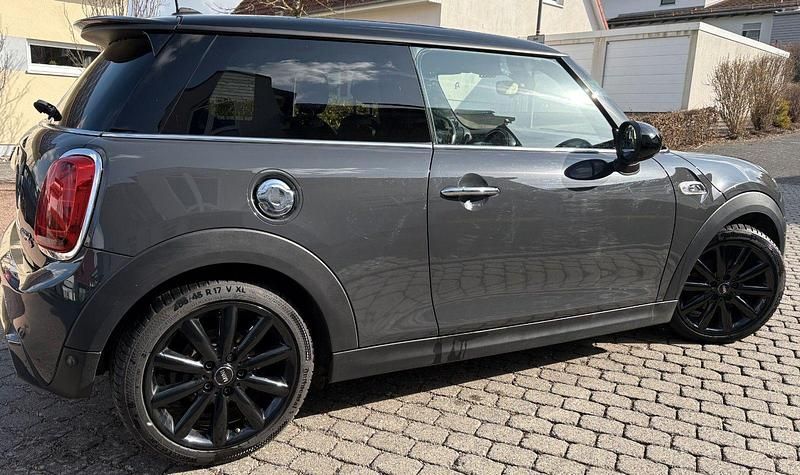 Gebraucht Mini Cooper S 192 PS (141 kW) 2018 Grau Kleinwagen