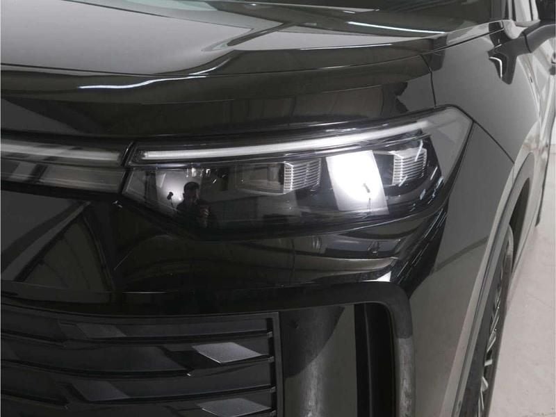 Gebraucht VW Tayron Life 150 PS (110 kW) 2025 Grenadillschwarz metallic SUV