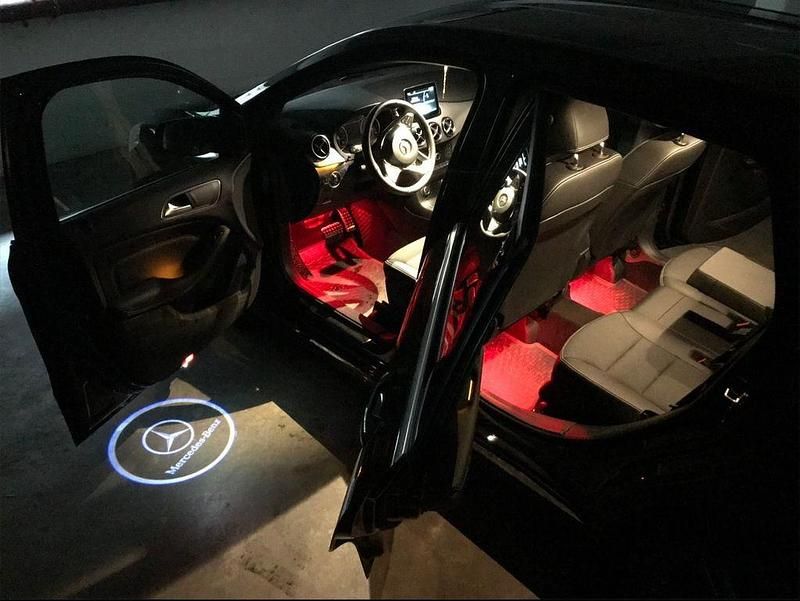 Gebraucht Mercedes B180 109 PS (80 kW) 2016 Schwarz Van / Kleinbus