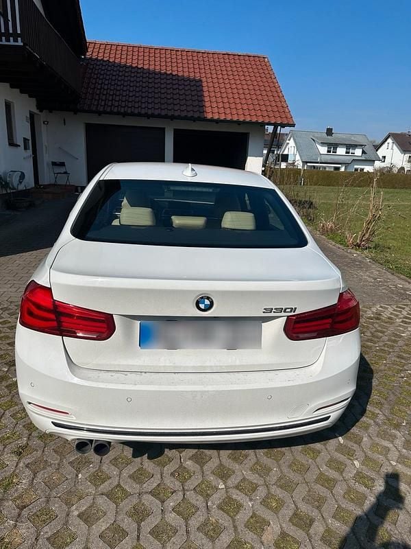Usata BMW 330 252 CV (185 kW) 2017 Bianco Berlina