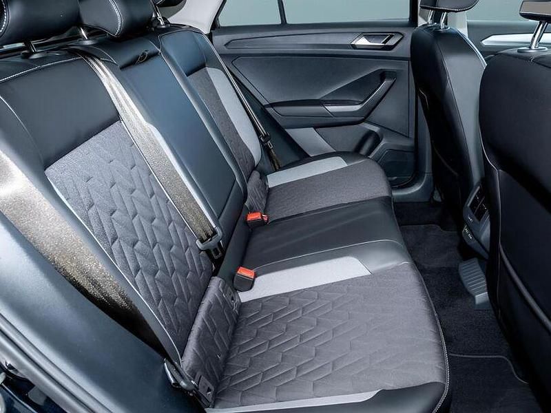 Gebraucht VW T-Roc 150 PS (110 kW) 2025 Schwarz SUV