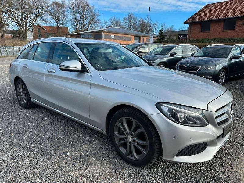 Gebraucht Mercedes C220 170 PS (125 kW) 2017 Silber Kombi