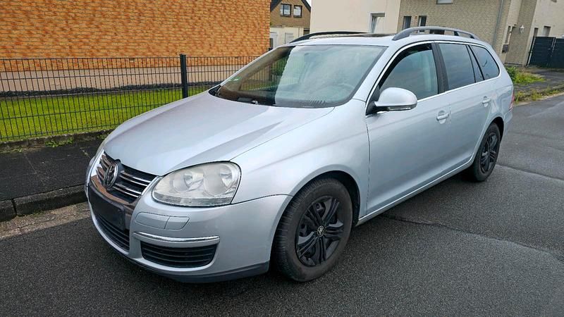 Gebraucht 2009 VW Golf VI Kombi | 1.750 € (Fairer Preis) - Bild 1/4