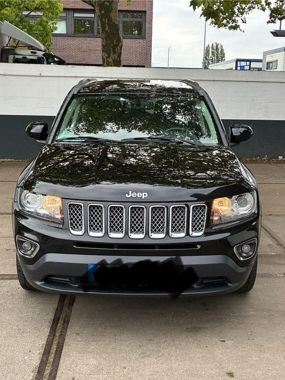 Schwarz Gebraucht 2016 Jeep Compass SUV | 13.400 € (Etwas zu teuer) - Bild 1/4