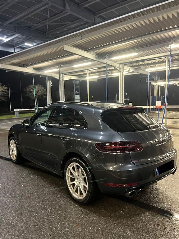 Gebraucht Porsche Macan Turbo Performance Package 441 PS (324 kW) 2018 Grau SUV