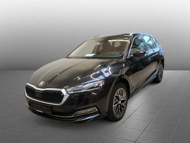 Schwarz (schwarzmagic perleffekt) Gebraucht 2022 Skoda Octavia Style Kombi | 20.890 € (Guter Preis) - Bild 1/4