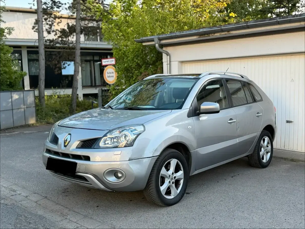 Second-hand Renault Koleos 150 CP (110 kW) 2009 Argintiu SUV