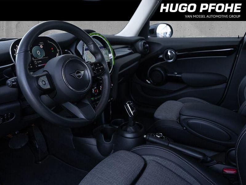 Gebraucht Mini Cooper Classic 136 PS (100 kW) 2023 Grau Kleinwagen