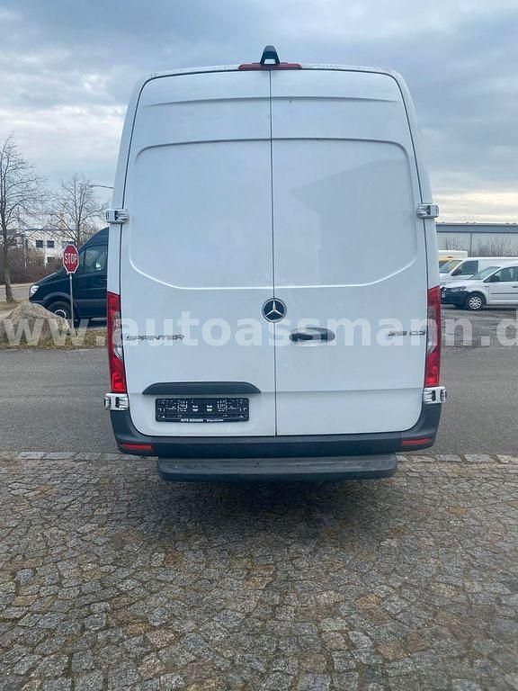 Gebraucht Mercedes Sprinter 163 PS (119 kW) 2019 Weiß Van