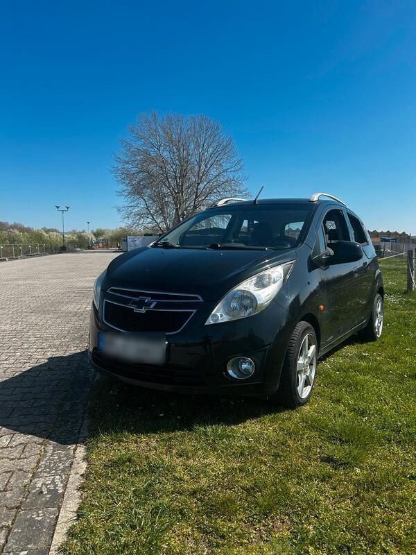 Schwarz Gebraucht 2010 Chevrolet Spark Kleinwagen | 3.650 € - Bild 1/4