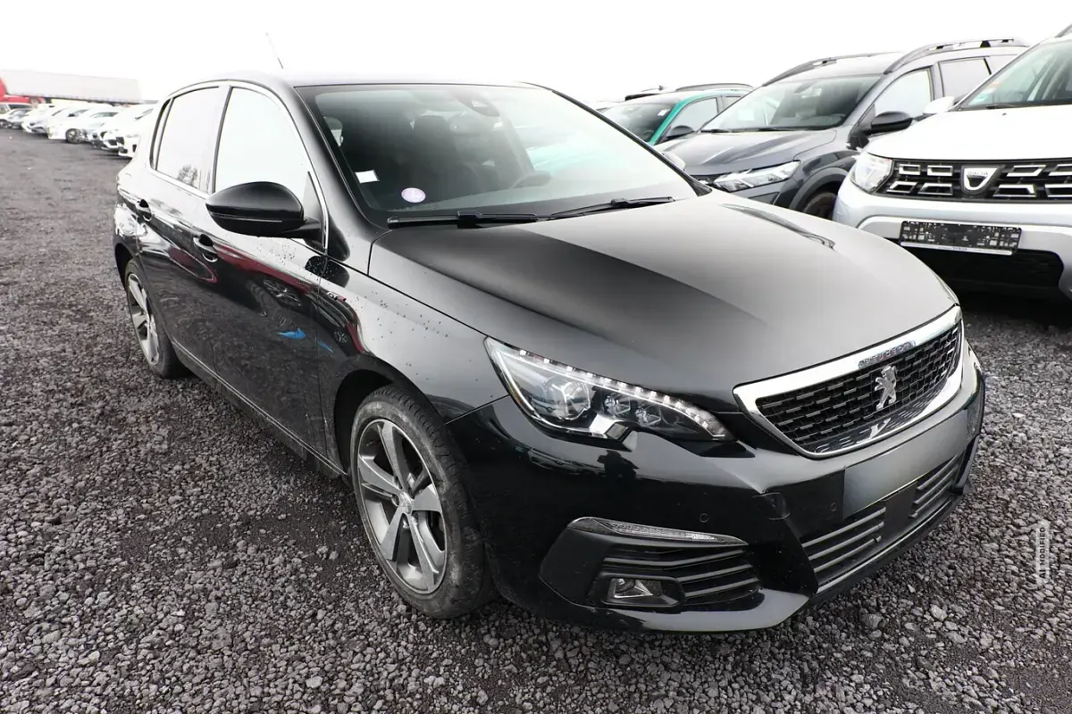 Gebraucht Peugeot 308 Allure 131 PS (96 kW) 2021 Schwarz metallic