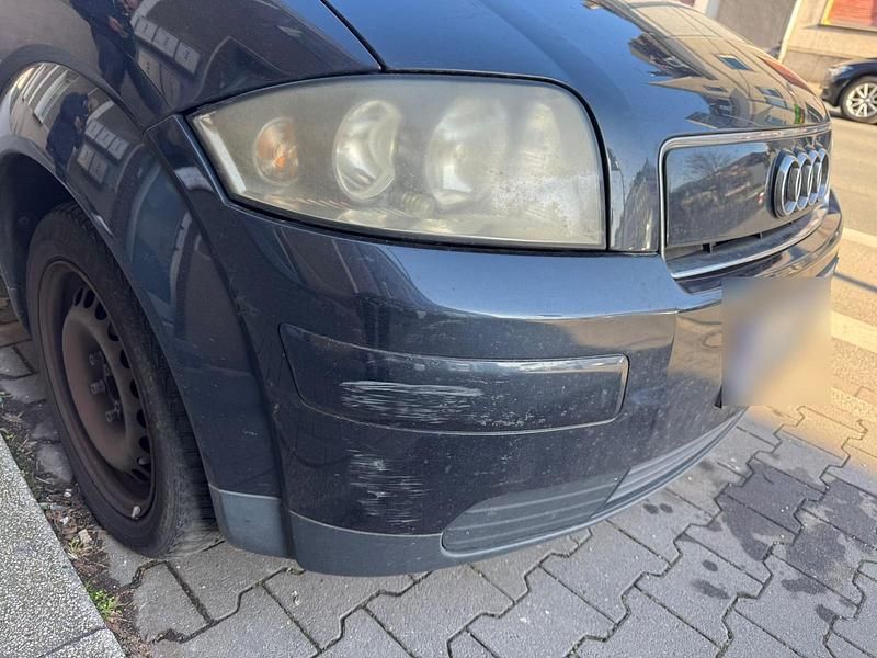 Gebraucht Audi A2 75 PS (55 kW) 2001 Schwarz Kleinwagen