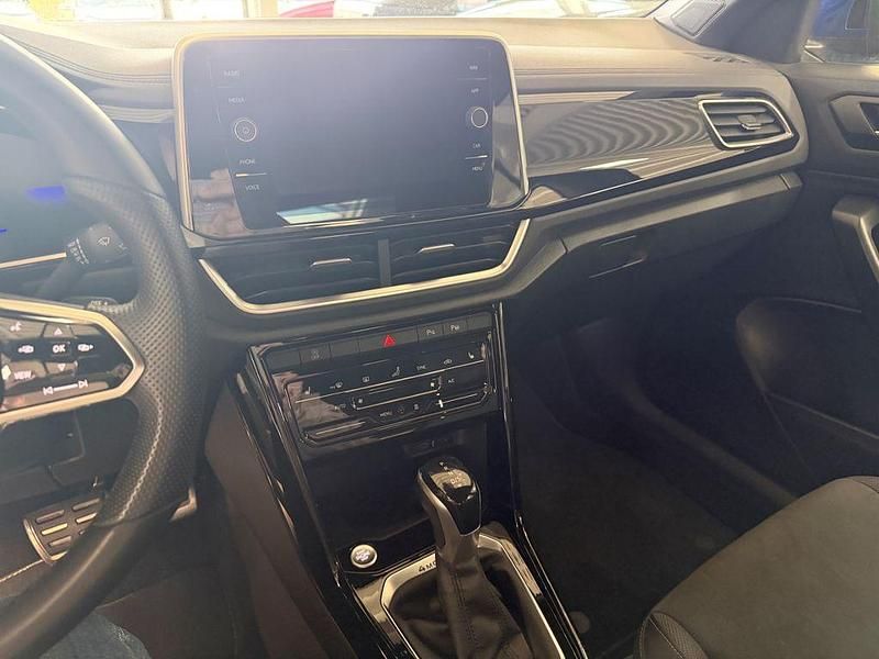 Gebraucht VW T-Roc R-line 150 PS (110 kW) 2023 Blau SUV