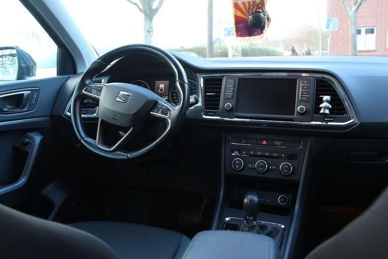 Gebraucht Seat Ateca Style 150 PS (110 kW) 2018 Grau SUV