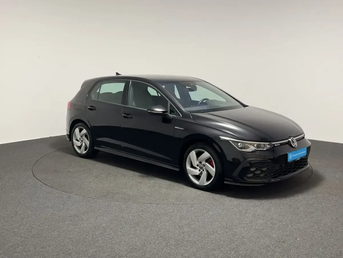 Gebraucht VW Golf VIII GTD 200 PS (147 kW) 2022 Schwarz Limousine
