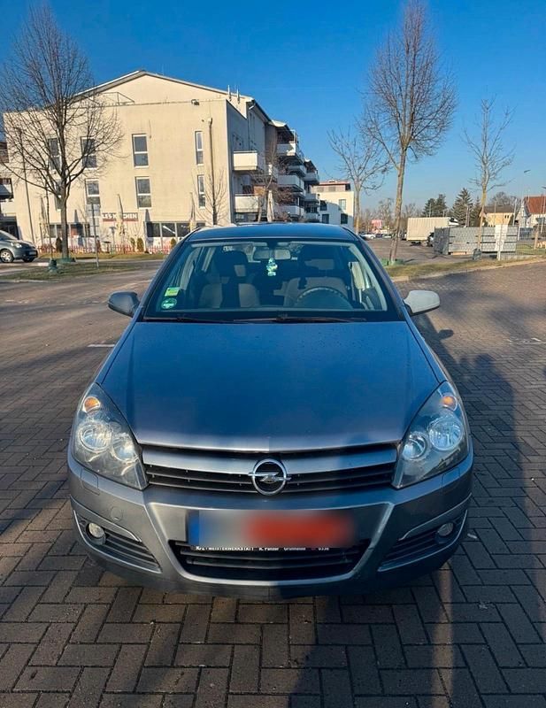Gebraucht Opel Astra 110 PS (80 kW) 2004 Blau Kleinwagen