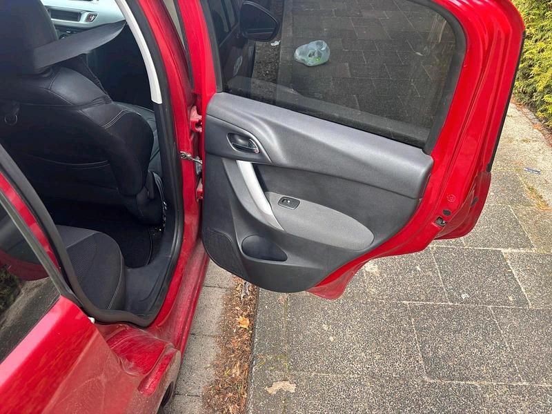 Second-hand Citroën C3 2012 Hatchback