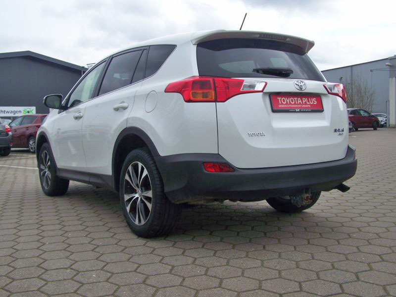 Verkauft Toyota RAV4 2.2d Edition 4x4 ., gebraucht 2015