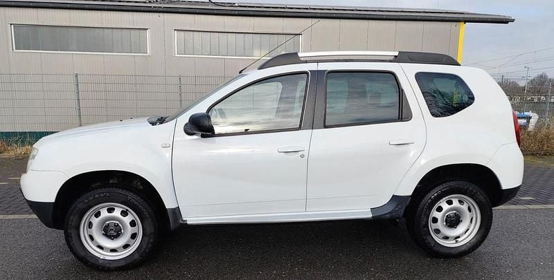 Gebraucht Dacia Duster Prestige 107 PS (78 kW) 2011 Weiß SUV