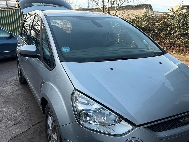 Gebraucht Ford S-MAX S 140 PS (102 kW) 2008 Silber Van / Kleinbus