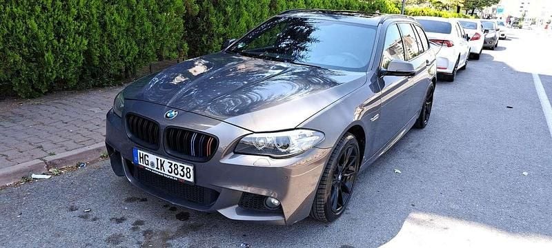 Grau Gebraucht 2014 BMW 535 Sport Line Kombi | 13.900 € (Superpreis) - Bild 1/4