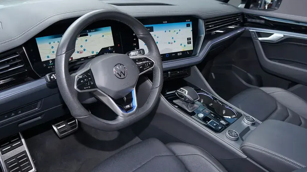 Gebraucht VW Touareg R 462 PS (339 kW) 2024 Weiß SUV