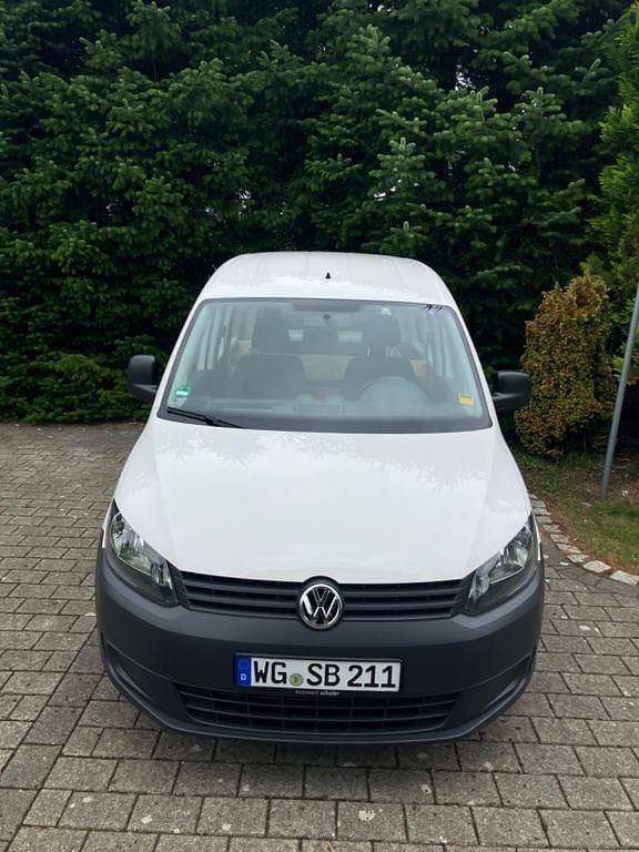 Weiß Gebraucht 2015 VW Caddy Van / Kleinbus | 9.700 € (Superpreis) - Bild 1/4