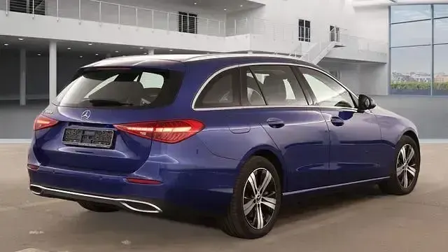 Gebraucht Mercedes C300e 313 PS (230 kW) 2023 Blau Limousine