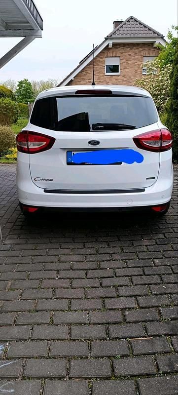 Weiß Gebraucht 2016 Ford C-MAX Van / Kleinbus | 8.500 € (Guter Preis) - Bild 1/4