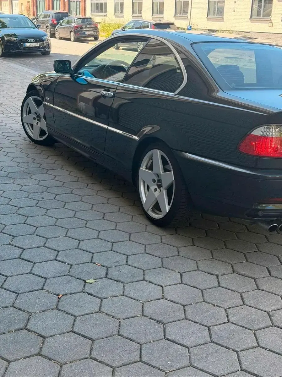Occasion BMW 323 170 ch (125 kW) 2000 Noir Coupé