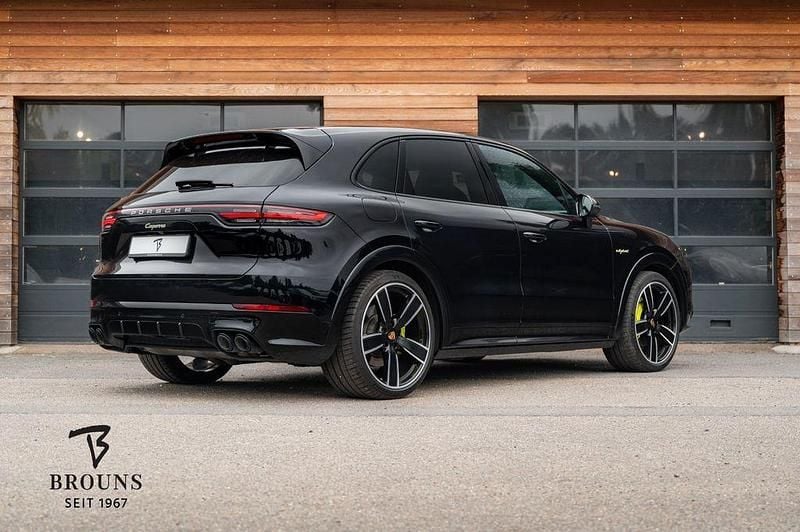 Gebraucht Porsche Cayenne 340 PS (250 kW) 2021 Schwarz SUV