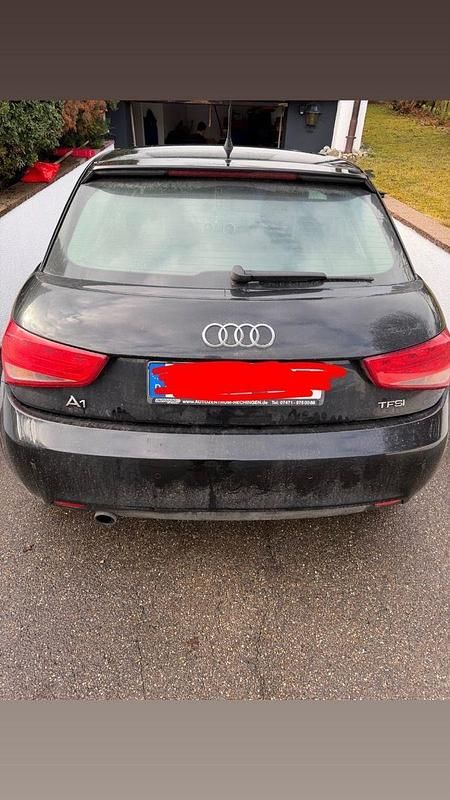 Schwarz Gebraucht 2011 Audi A1 Ambition Kleinwagen | 2.500 € (Superpreis) - Bild 1/4