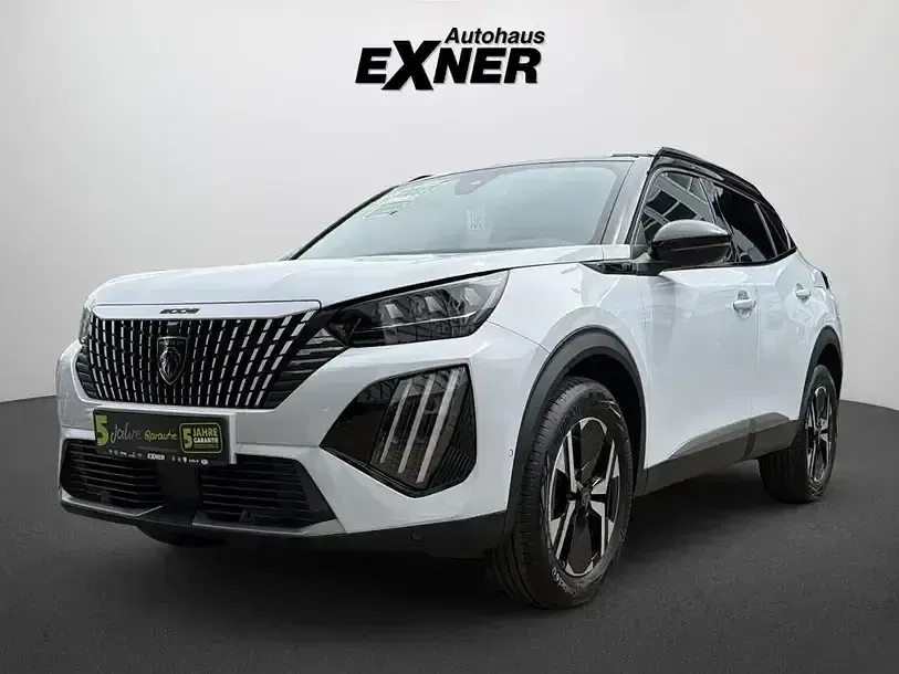 Gebraucht Peugeot 2008 GT 131 PS (96 kW) 2023 Weiß / dach schwarz SUV
