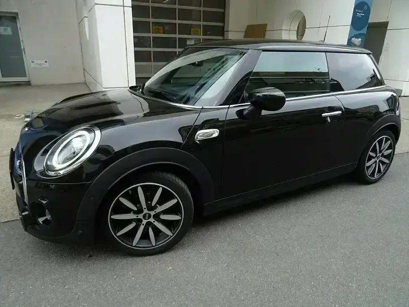 Gebraucht Mini Cooper S 178 PS (130 kW) 2021 Schwarz (midnight black met (schwarz)) Kleinwagen