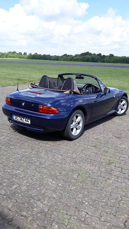 Gebraucht BMW Z3 140 PS (102 kW) 1998 Blau Cabrio