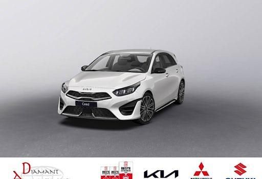 Neu Kia Ceed GT-Line 150 PS (110 kW) 2025 Weiß Kleinwagen