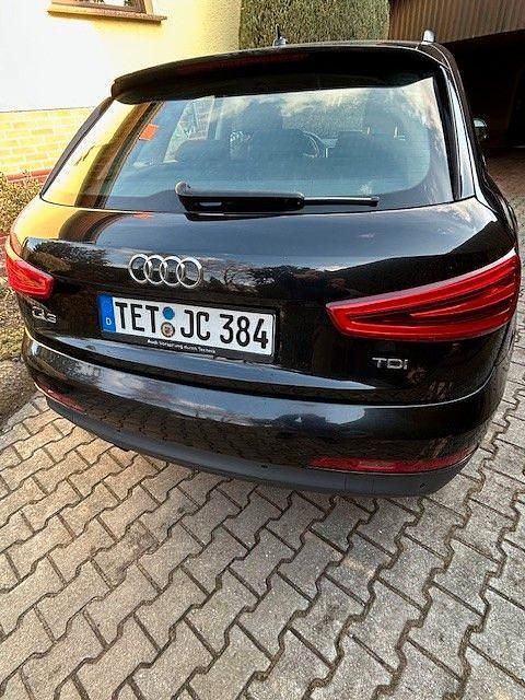 Gebraucht Audi Q3 140 PS (102 kW) 2013 Schwarz SUV