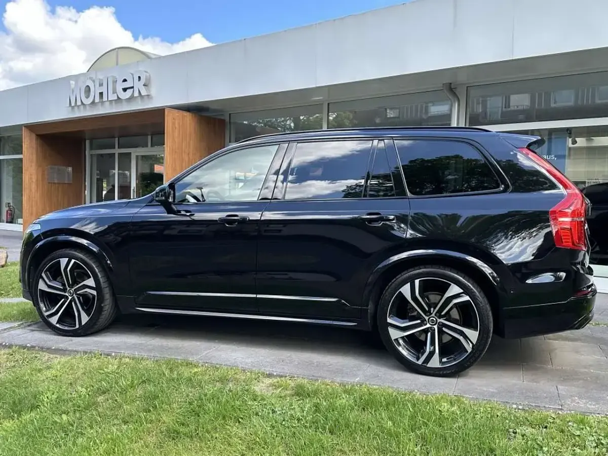 Gebraucht Volvo XC90 Plus 235 PS (172 kW) 2022 Schwarz SUV