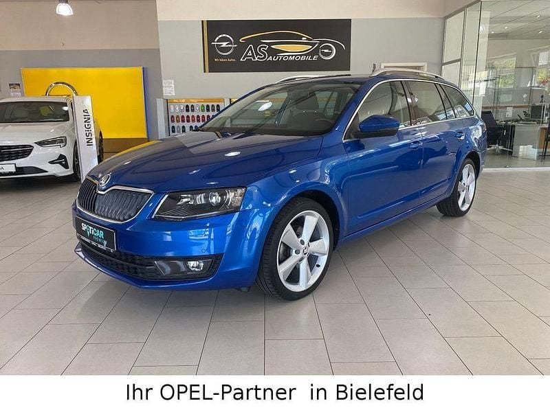 Raceblau metallic Gebraucht 2016 Skoda Octavia Style Kombi | 14.990 € (Etwas zu teuer) - Bild 1/4