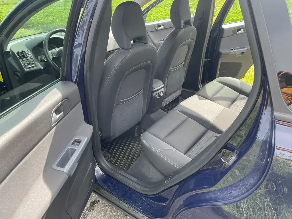 Gebraucht Volvo V50 109 PS (80 kW) 2007 Blau Kombi