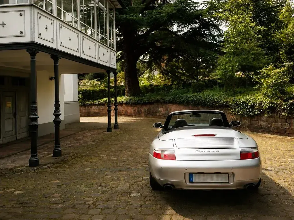 Usata Porsche 996 300 CV (220 kW) 2021 Argento Cabrio
