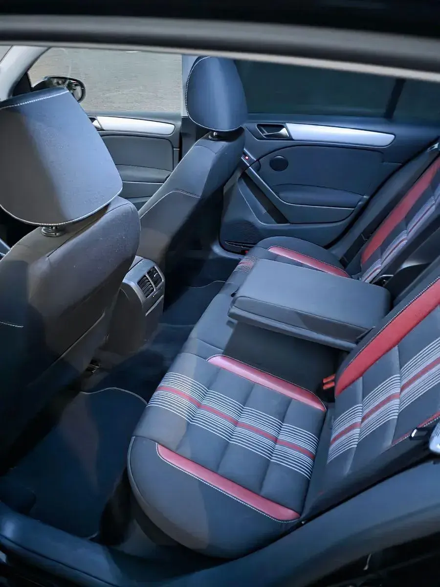 Gebraucht VW Golf VII Match 122 PS (89 kW) 2012 Schwarz Limousine