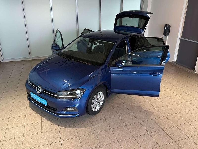 Gebraucht VW Polo Highline 95 PS (69 kW) 2018 Blau Kleinwagen